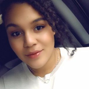 Meet your Posher, Michaela